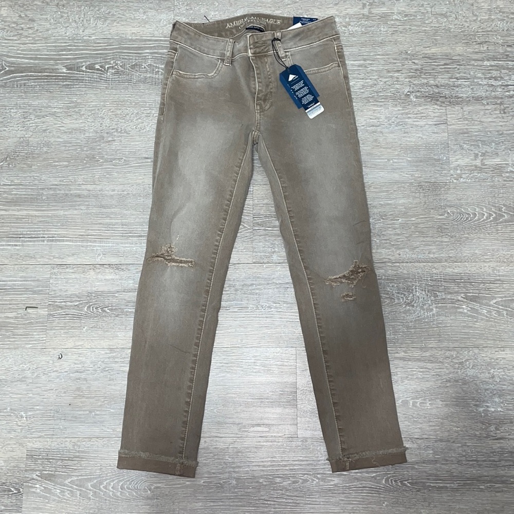 NWT! Crop jeans